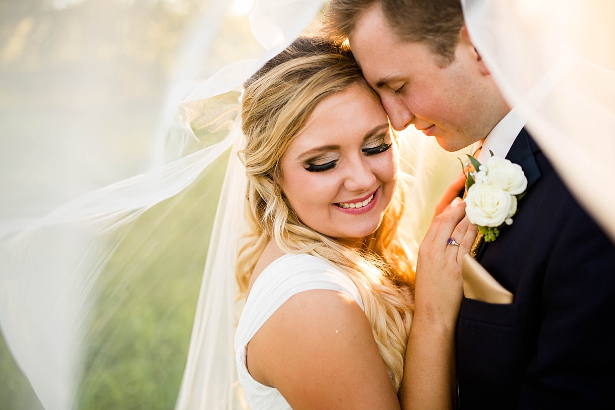 Jefferson City Wedding Photographer, Outdoor Wedding, Jessica Lauren Photography