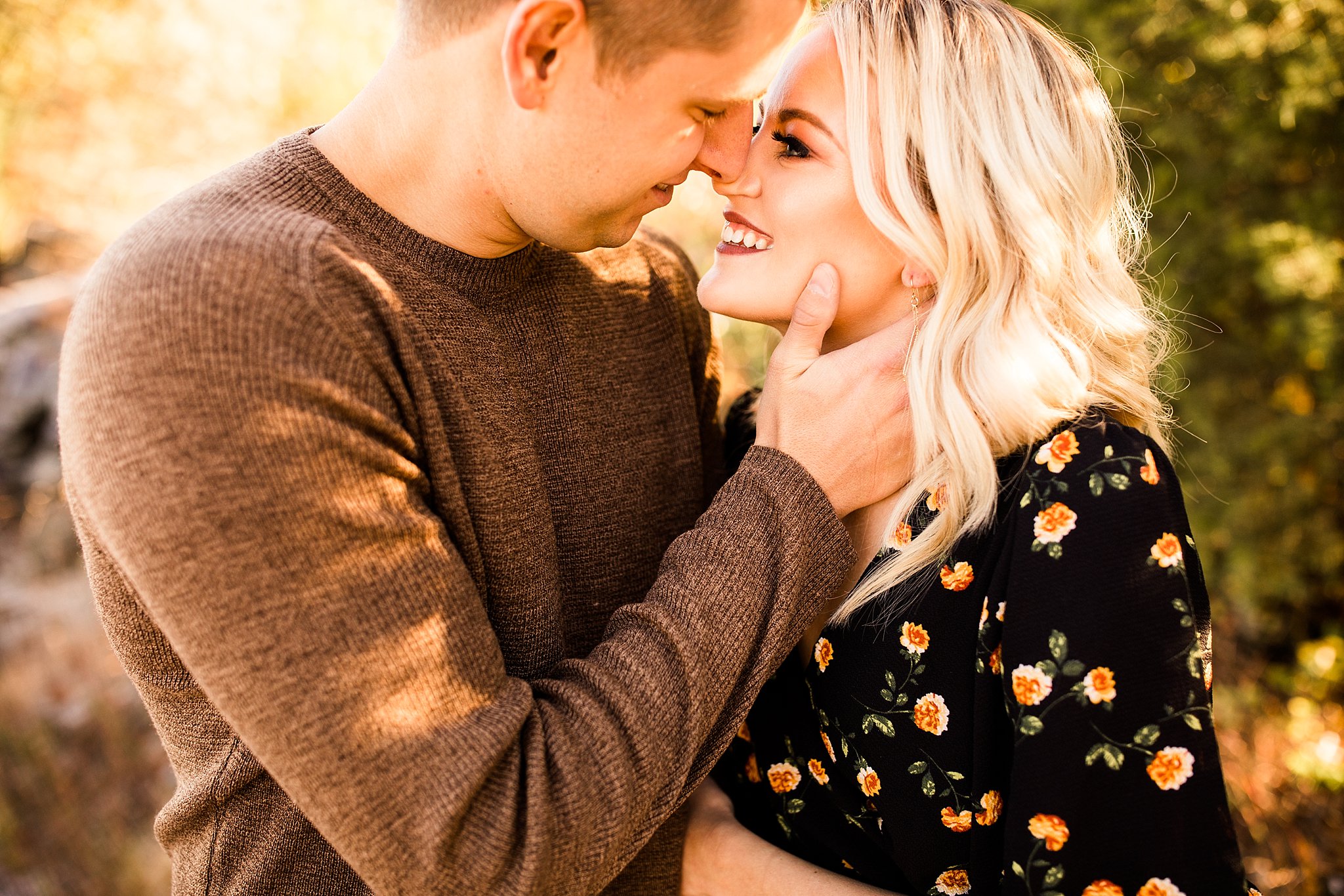 Lance and Shelby :: Klondike Park Engagement Session