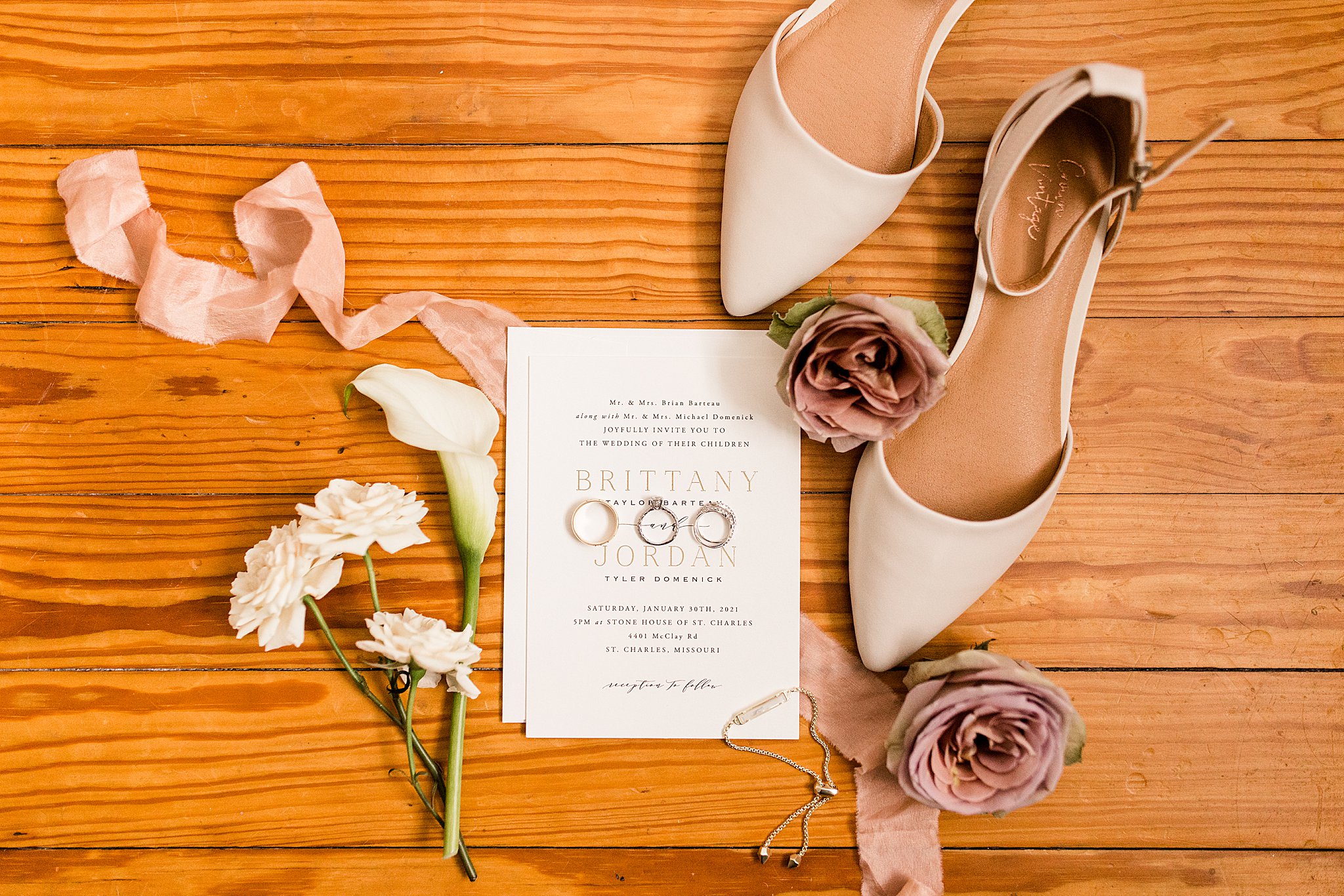 Implementar Consentimiento azufre Jordan & Brittany | Stone House of St. Charles Wedding | St. Louis Wedding  Photography :: Jessica Lauren Photography