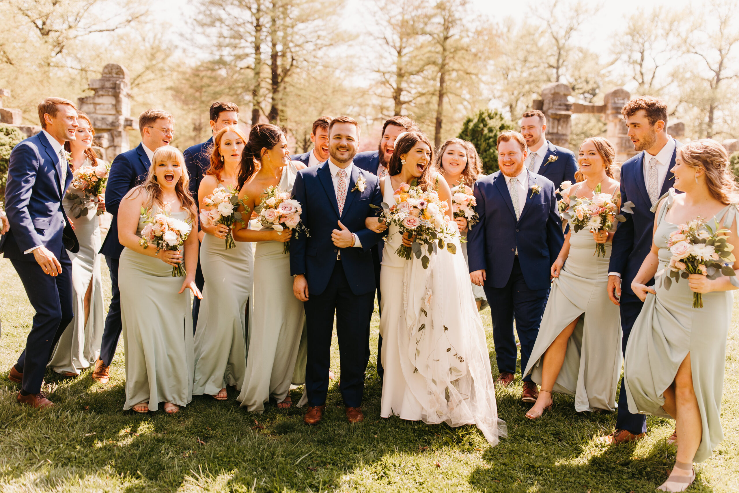 Colorful spring wedding in St. Louis, Missouri